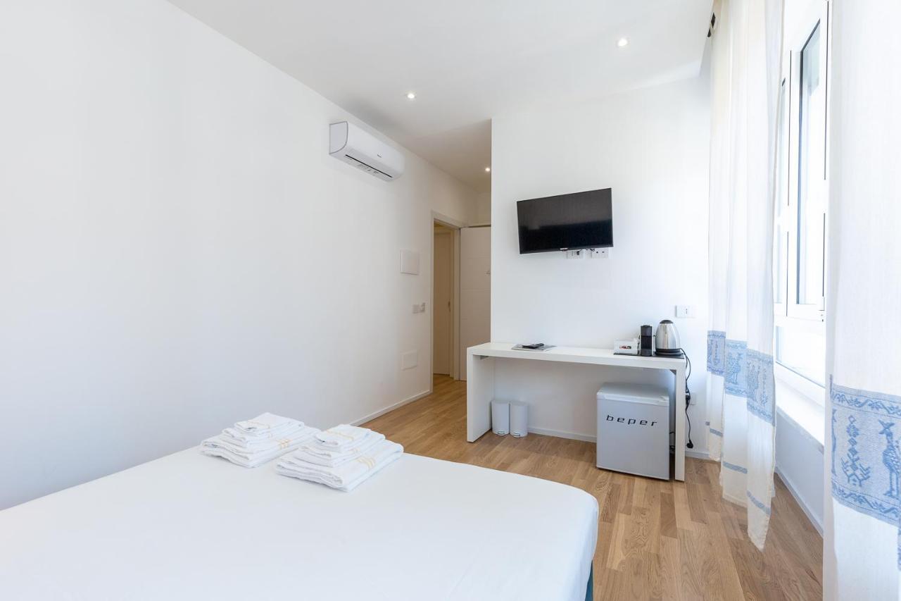 Hotel Almi Cagliari Esterno foto