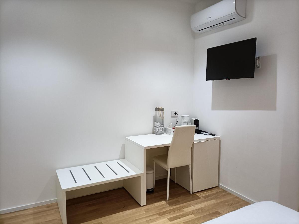 Hotel Almi Cagliari Esterno foto